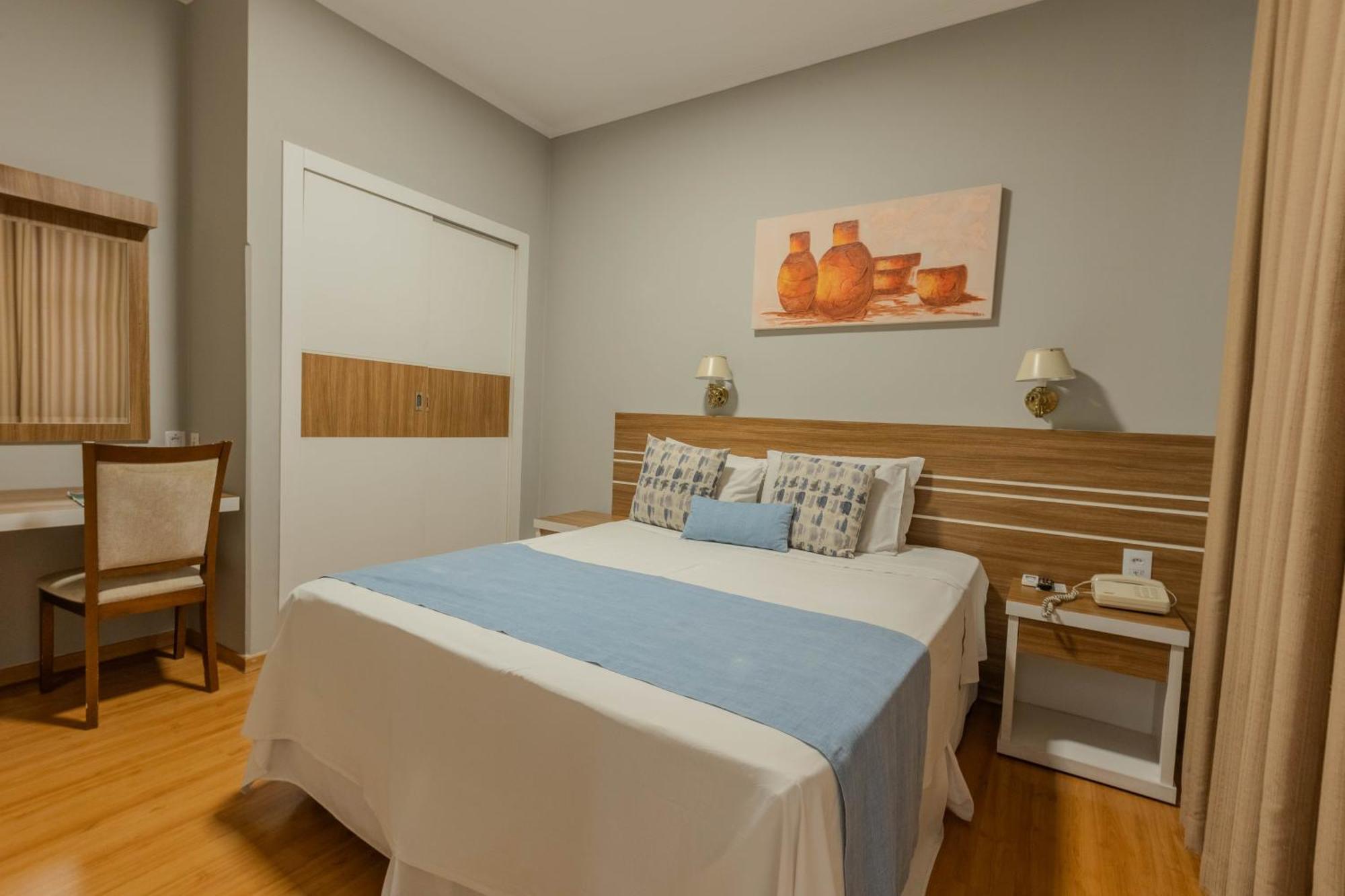 Hotel Minas Gerais โปโซส เด คาลดัส ภายนอก รูปภาพ