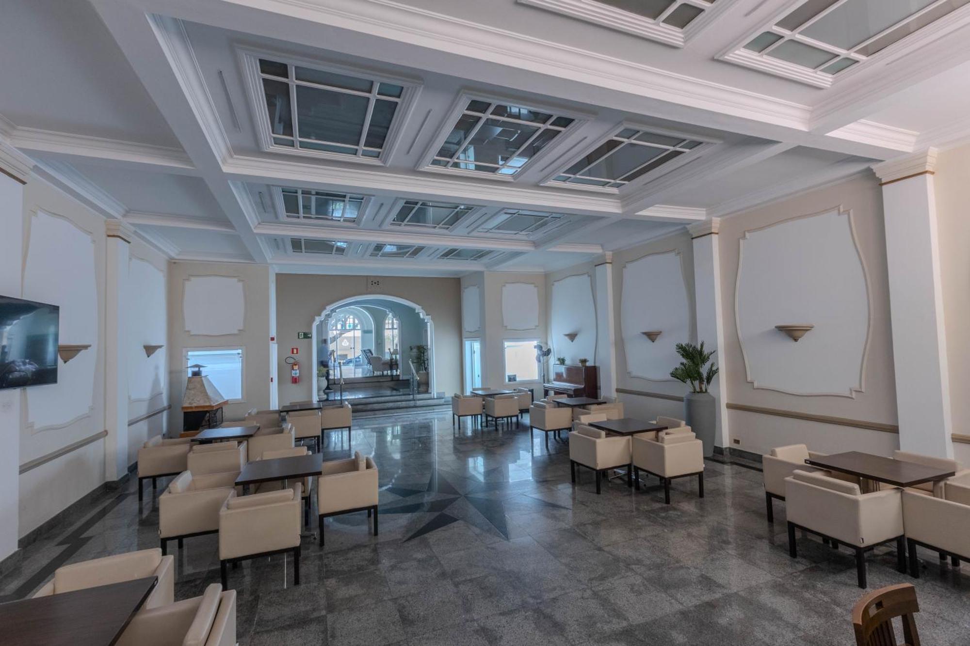Hotel Minas Gerais โปโซส เด คาลดัส ภายนอก รูปภาพ