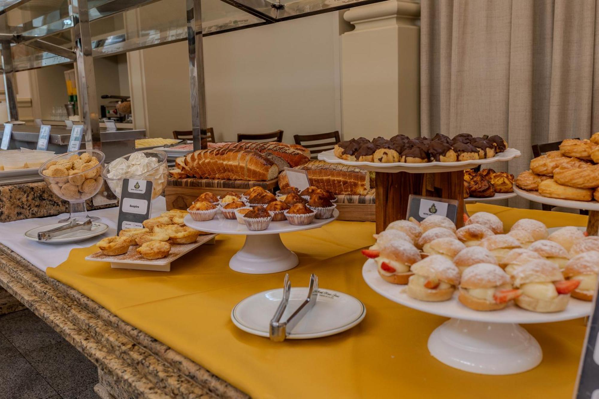 Hotel Minas Gerais โปโซส เด คาลดัส ภายนอก รูปภาพ