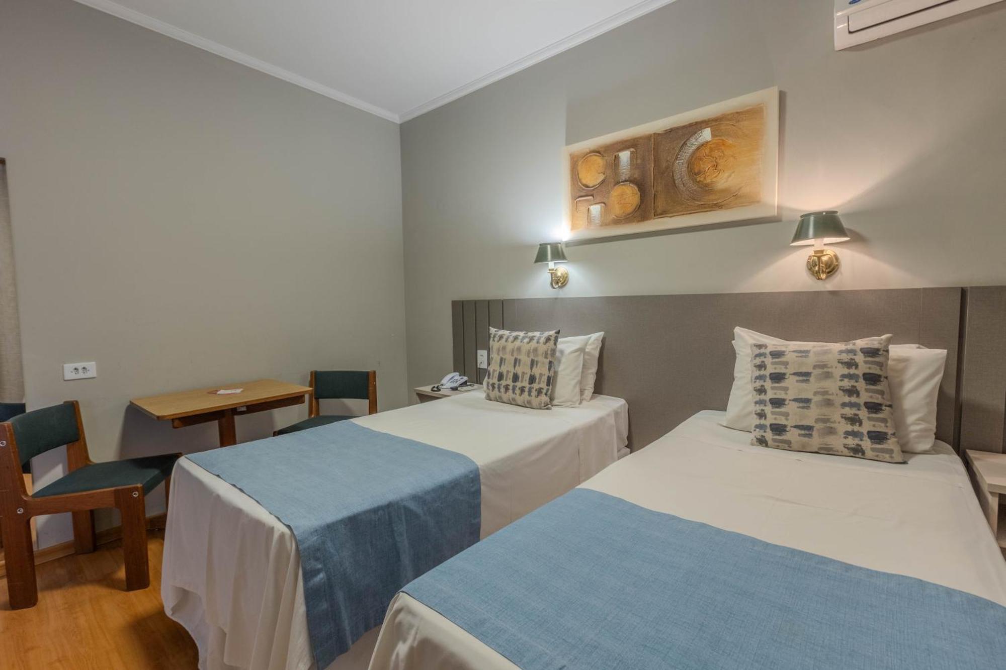 Hotel Minas Gerais โปโซส เด คาลดัส ภายนอก รูปภาพ